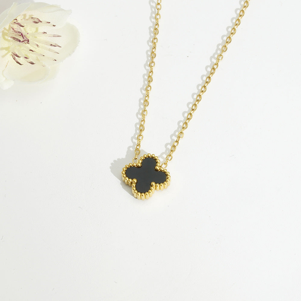 This four-leaf clover is plated with 18k gold titanium steel lucky four-leaf clover bracelet necklace