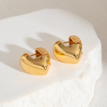 Ins style metal heart ear buckle with simple design and U-shaped smooth surface earrings