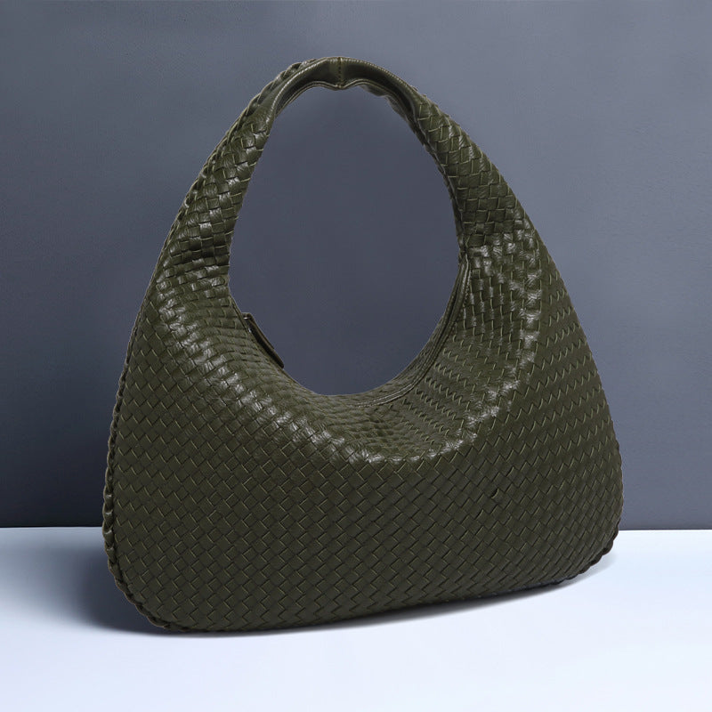 Crescent shaped women's bag hand woven hand-held dumpling bag
