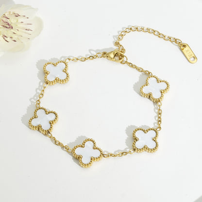 This four-leaf clover is plated with 18k gold titanium steel lucky four-leaf clover bracelet necklace